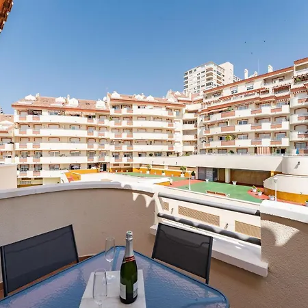 Malagasuite Next To The * Benalmádena